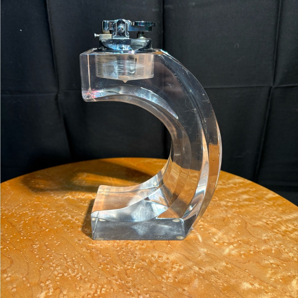 💎 RARE MCM Astrolite Lucite “C” Sculptural Table Lighter - Ritts Co. 💎